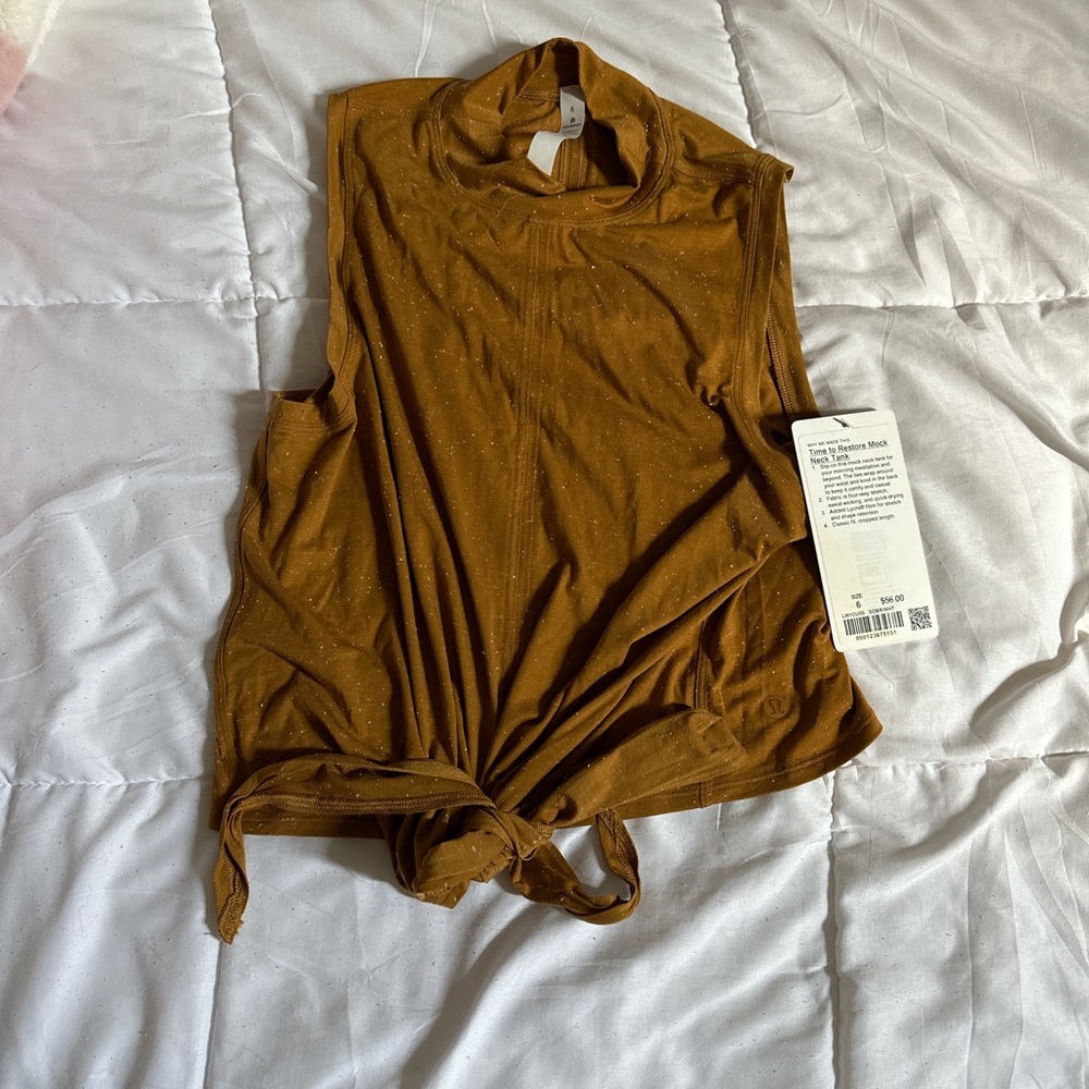 Lululemon tank top